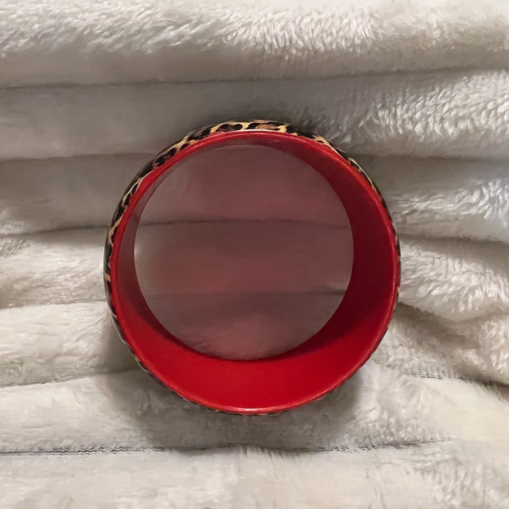 Vintage 90s Leopard Print Red Interior Bangle Bracelet Size 8 - Picture 5 of 7